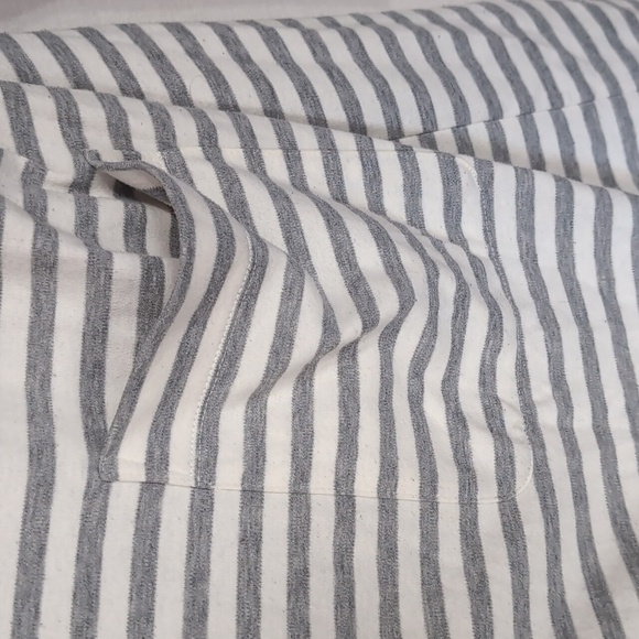 Lauren Ralph Lauren Grey White Striped Robe Size Large MISSING SASH - Picture 4 of 5